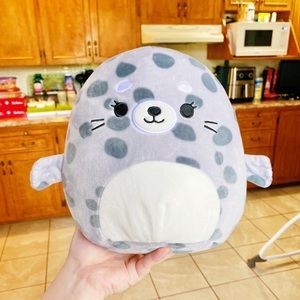 8” Odile Squishmallow